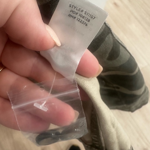 Lulus Blaine Green Camo Print Utility Jacket XL 100% Cotton NWOT - Picture 6 of 9